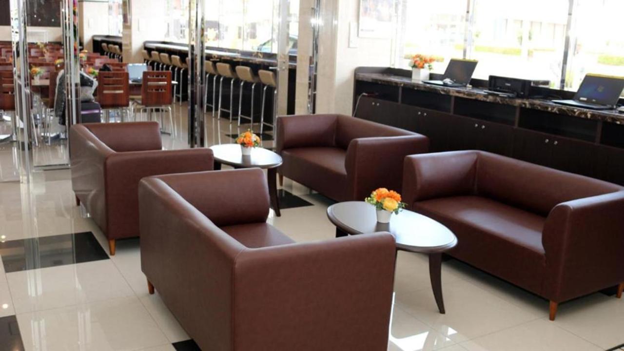 Toyoko Inn Gumma Isesaki Ekimae Экстерьер фото