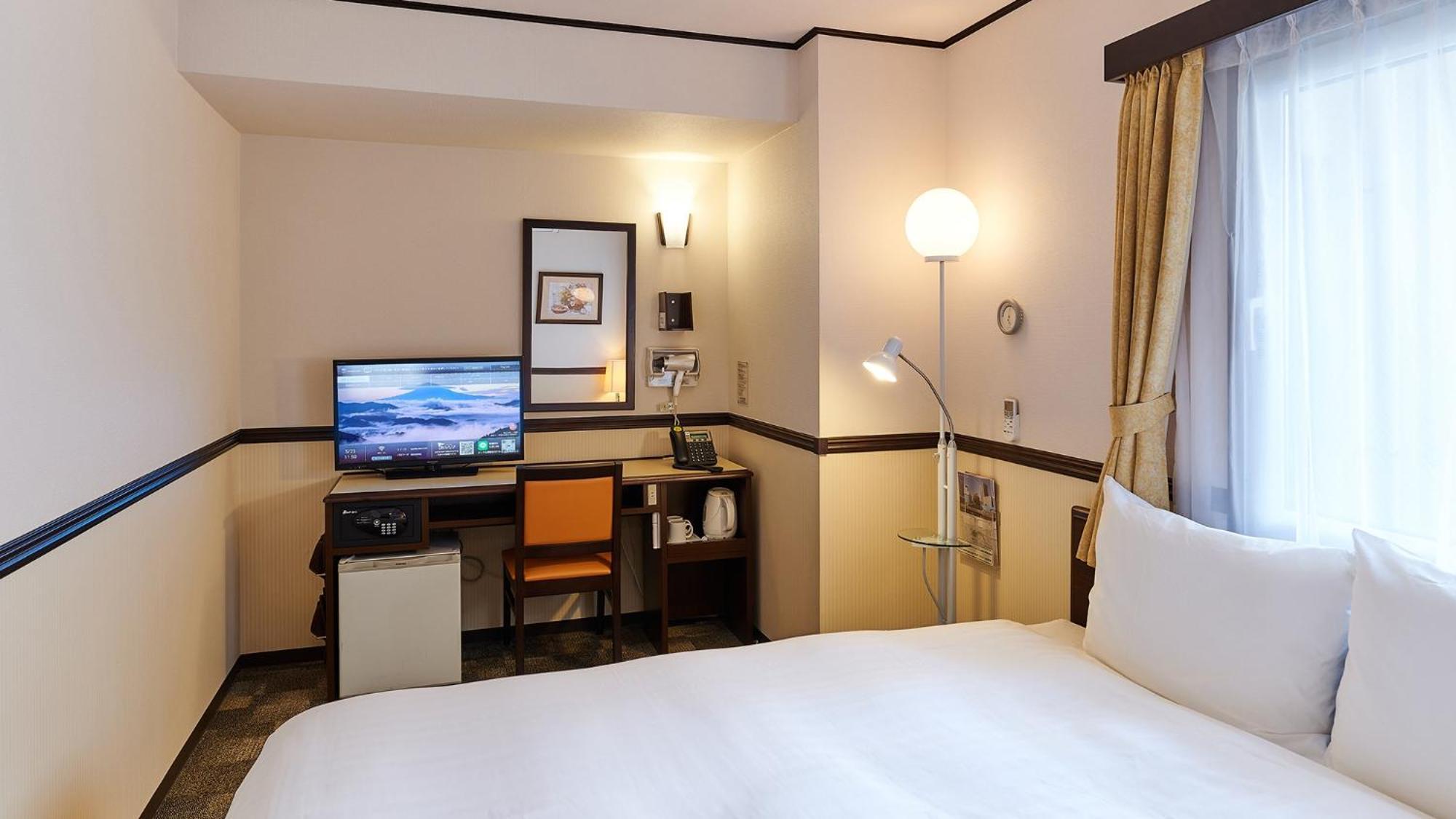 Toyoko Inn Gumma Isesaki Ekimae Номер фото