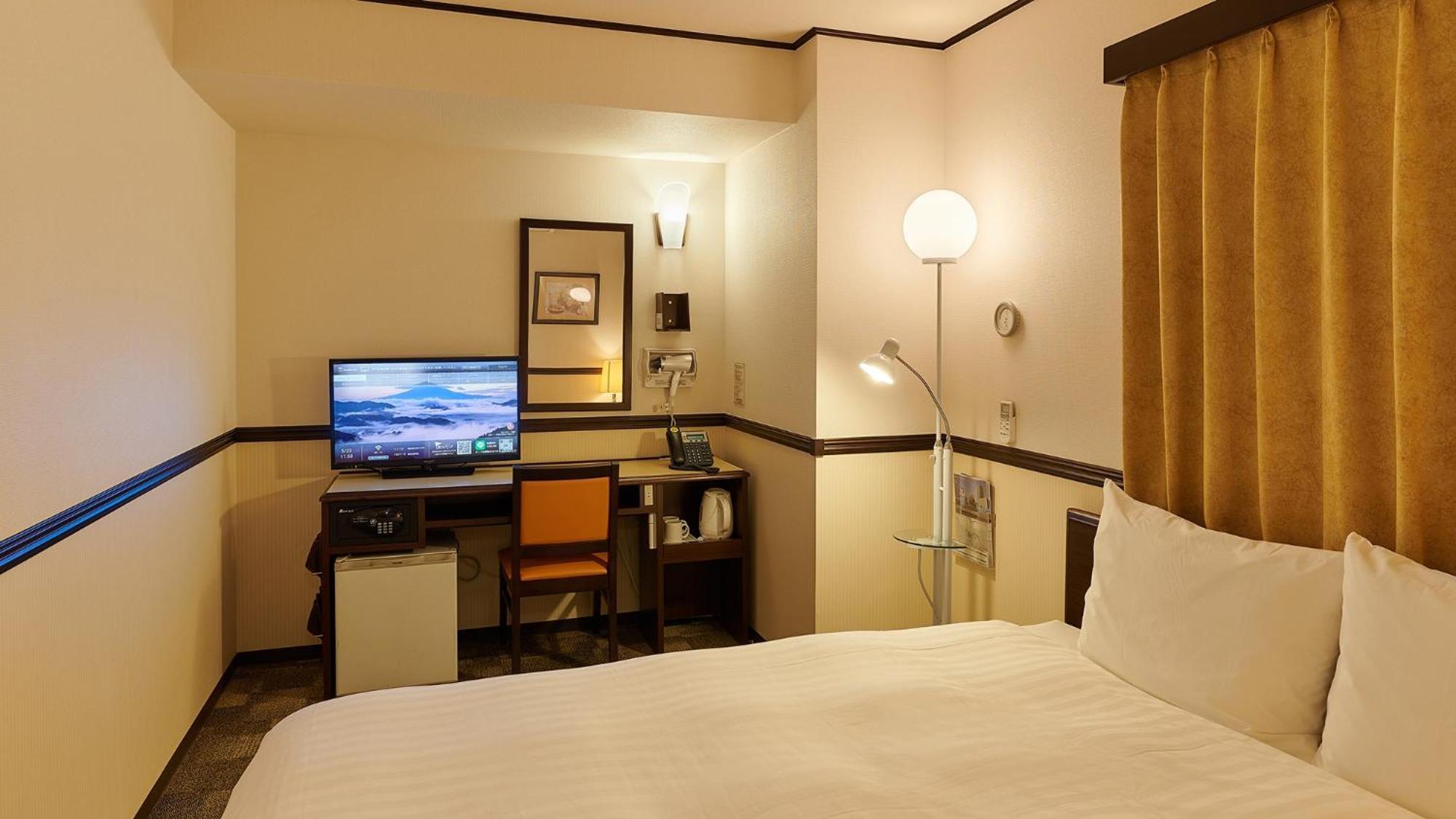 Toyoko Inn Gumma Isesaki Ekimae Номер фото
